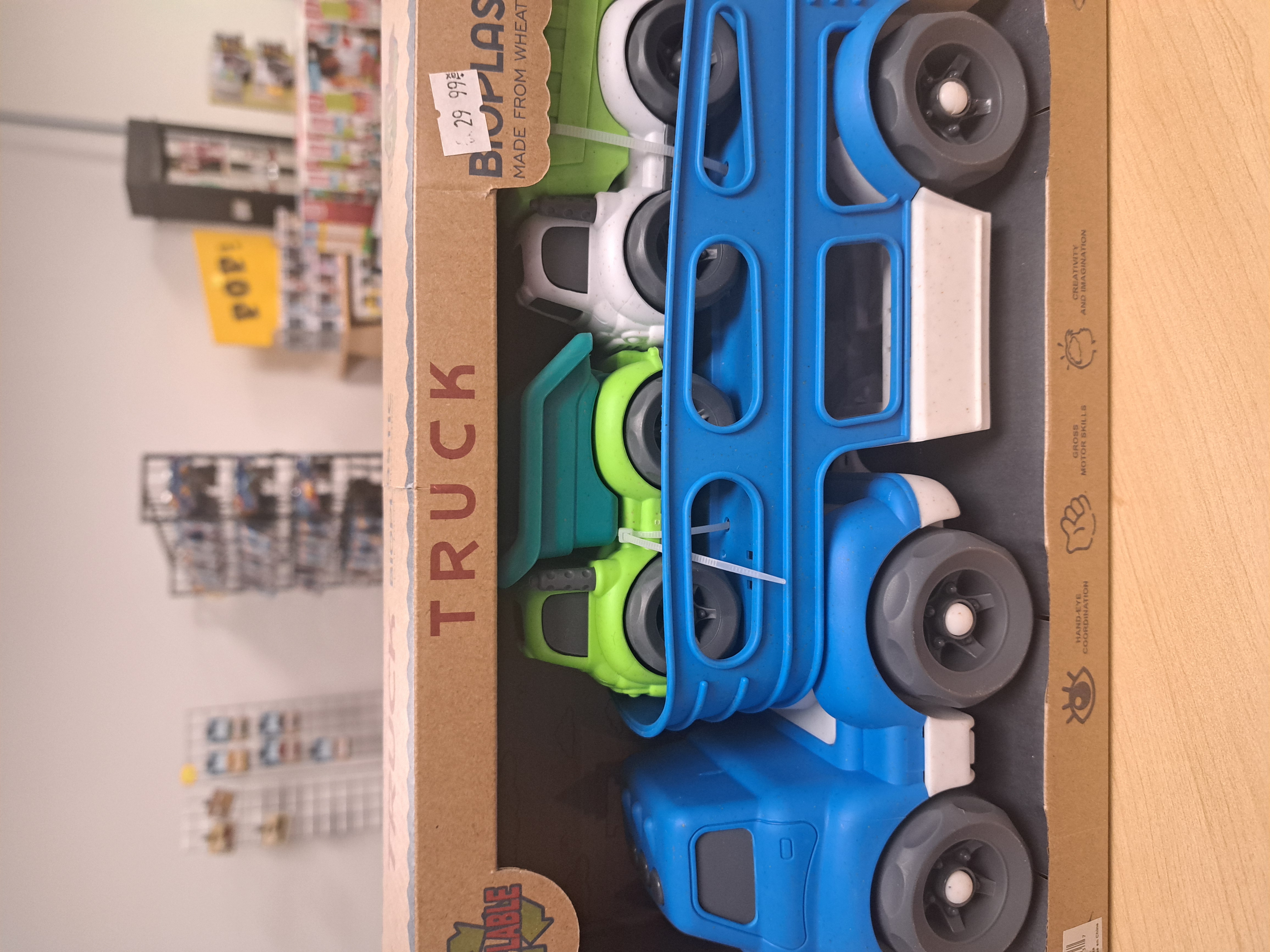 transporteur d'autos en bio plastic variés